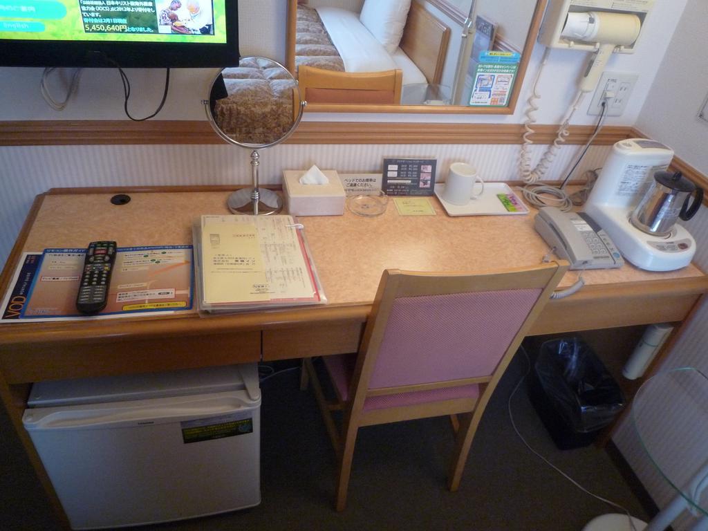 Toyoko Inn Hakata Nishi-Nakasu Fukuoka  Ngoại thất bức ảnh